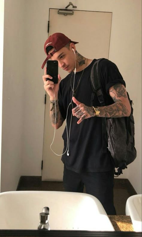 <em>Diego L.</em>